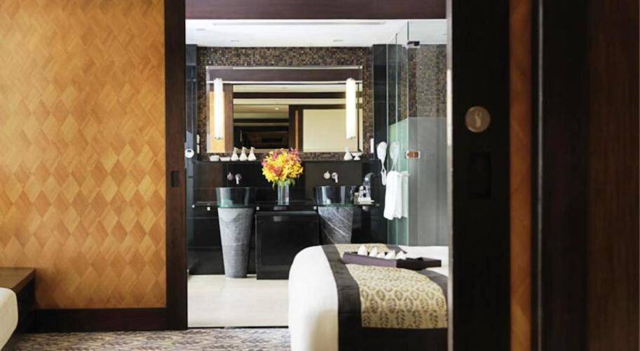 Banyan Tree Bangkok Hotel