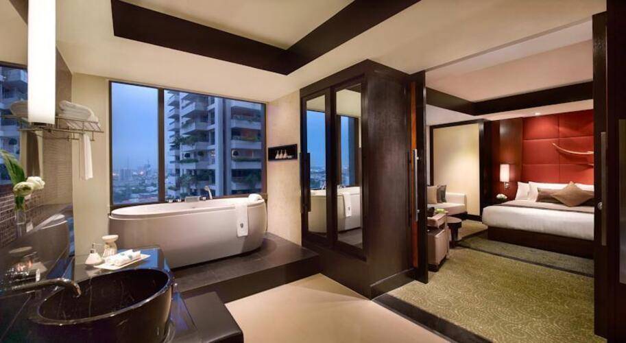 Banyan Tree Bangkok Hotel