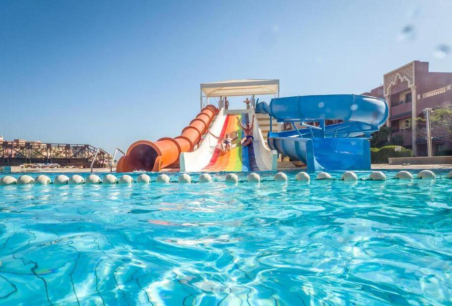 Sunny Days El Palacio Hotel
