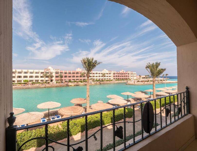 Sunny Days El Palacio Hotel