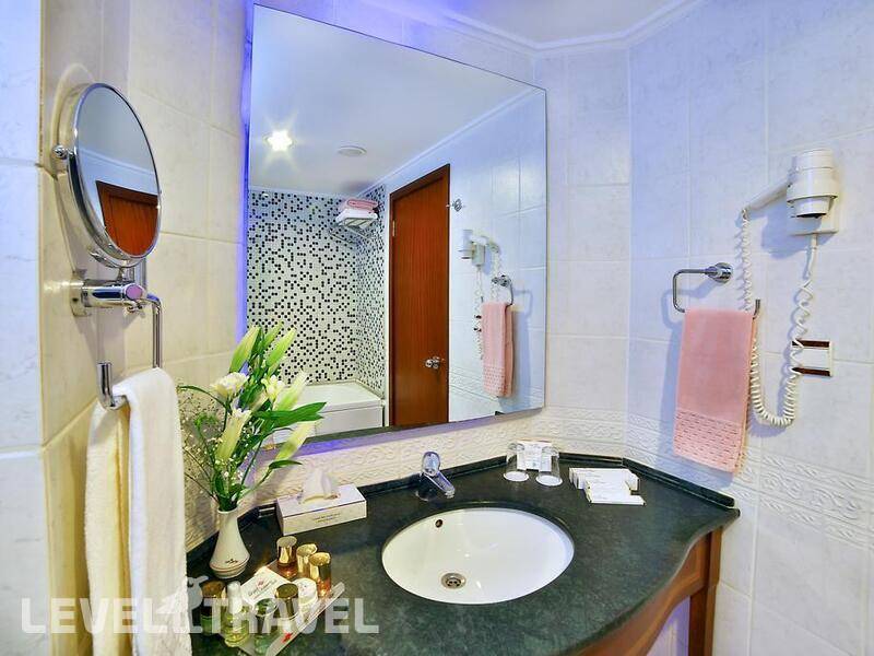Фотография Grand Cevahir Hotel