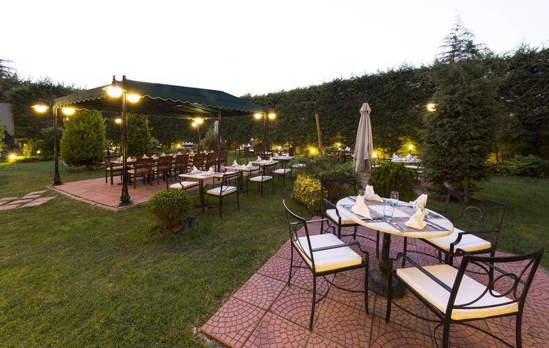 Radisson Blu Conference & Airport