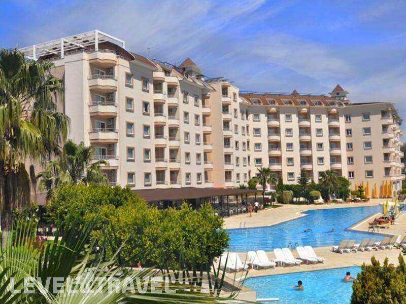 Фотография Royal Garden Suite Hotel