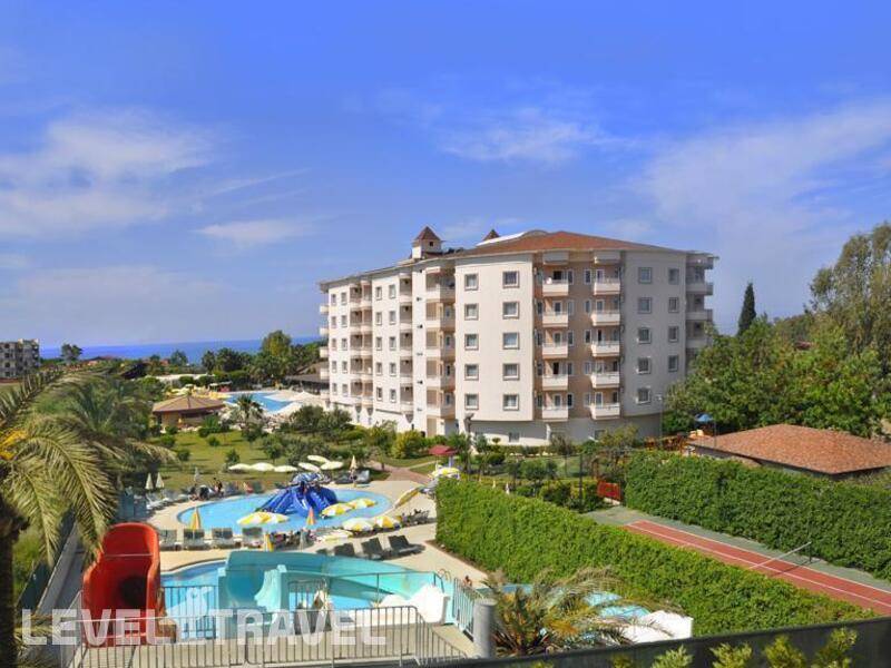 Фотография Royal Garden Suite Hotel