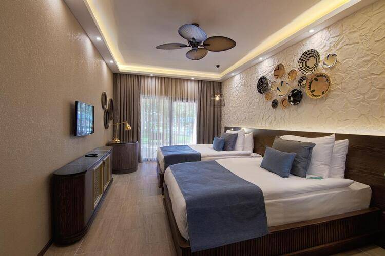 Rixos Sungate Hotel