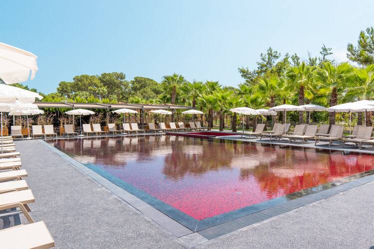 Golden Sun Hotel