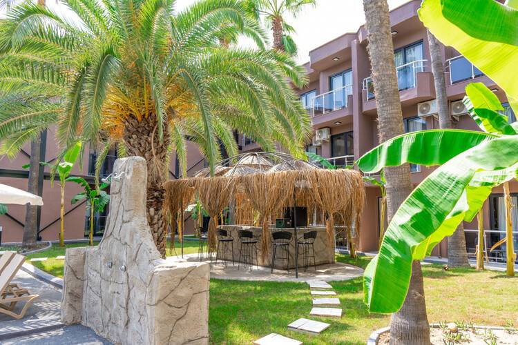 Golden Sun Hotel
