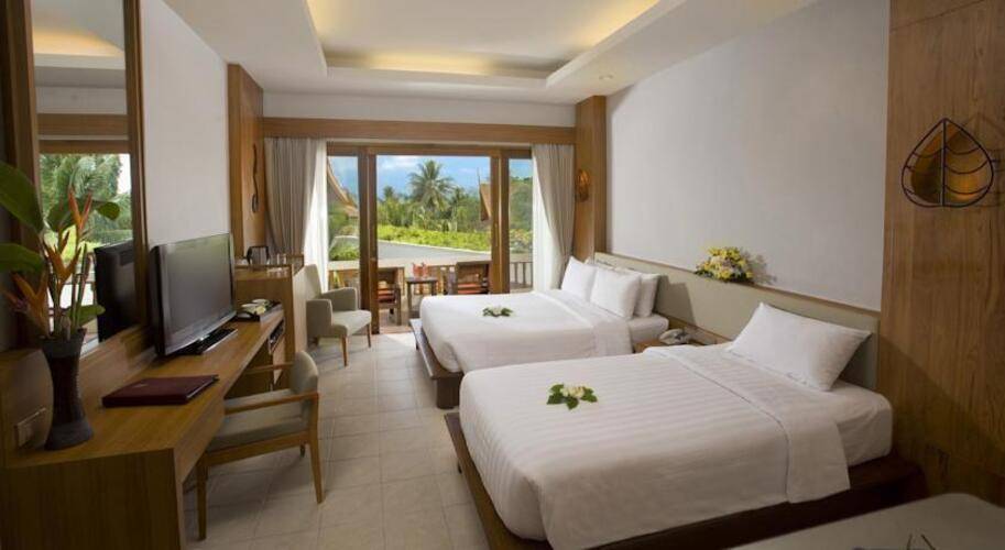 Thai House Beach Resort