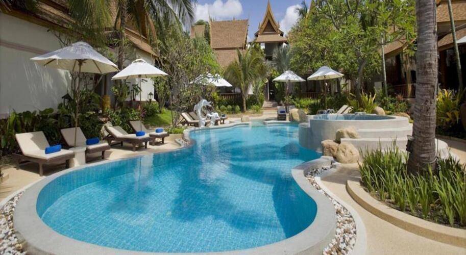 Thai House Beach Resort