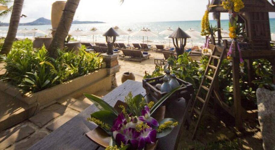 Thai House Beach Resort