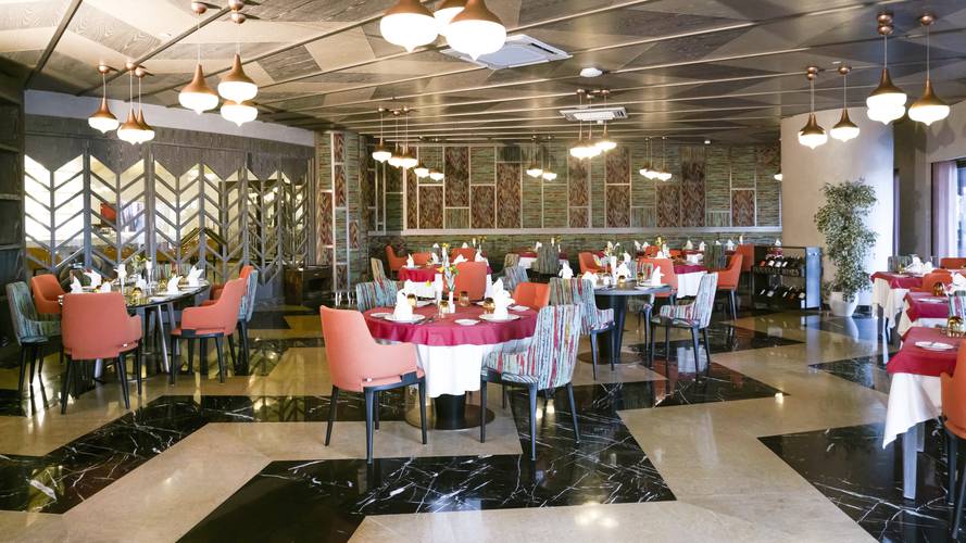 Royal Wings Hotel