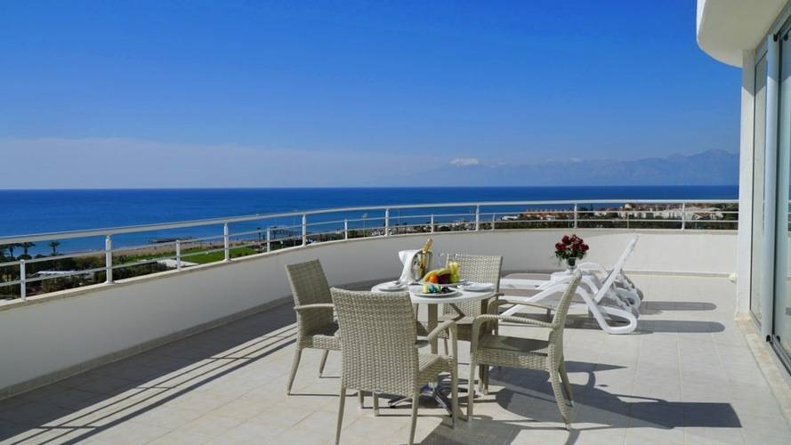 Miracle Resort Hotel
