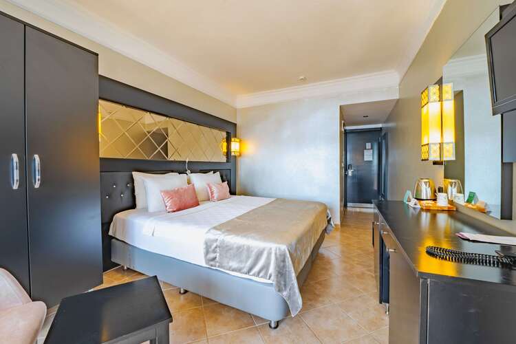 Prime Beach Hotel (Ex.Ideal Prime Beach)