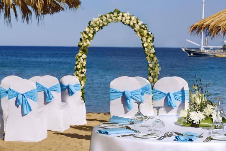 Jaz Fayrouz Resort (Ex.Hilton Sharm Fayrouz Resort)
