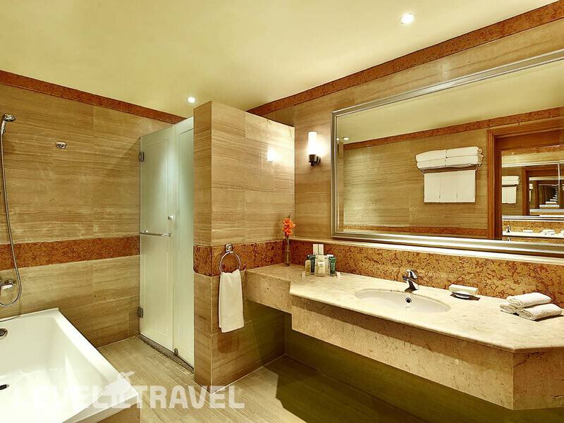 Фотография Safir Sharm Waterfalls Resort (Ex. Hilton Sharm Waterfalls Resort)