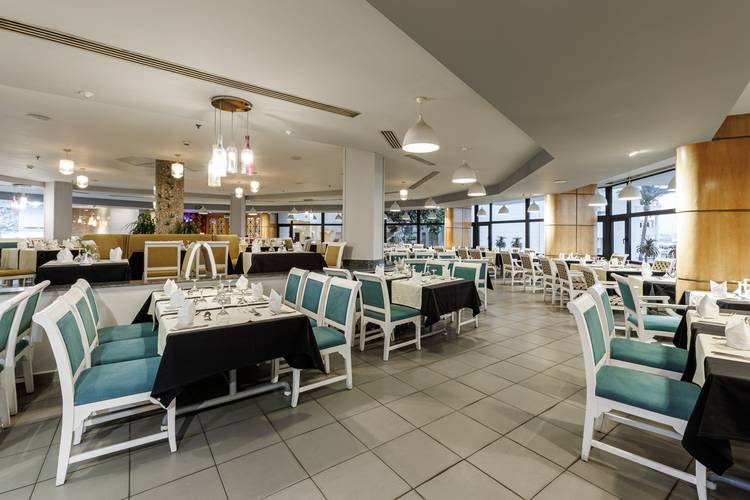 Sunrise Holidays Resort (Adults Only 16+)