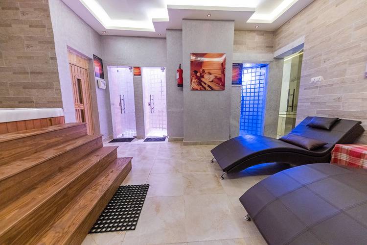 Sunrise Holidays Resort (Adults Only 16+)