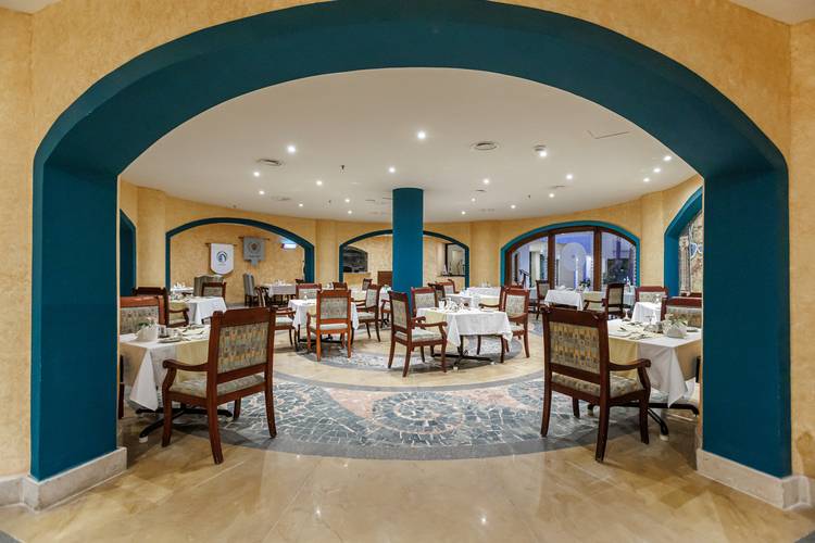 Sunrise Holidays Resort (Adults Only 16+)