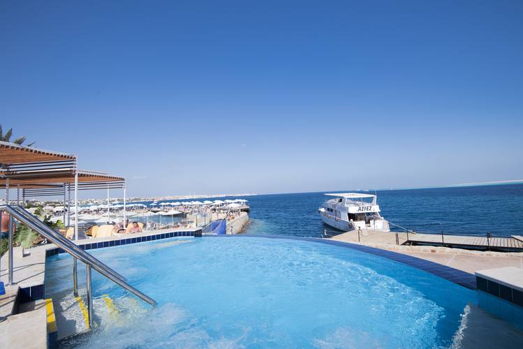Sunrise Holidays Resort (Adults Only 16+)