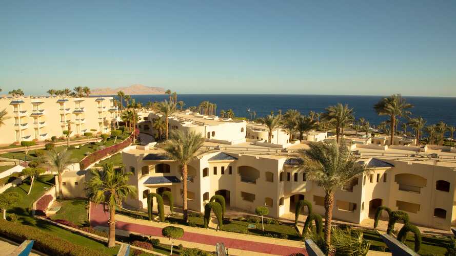 Grand Oasis Resort