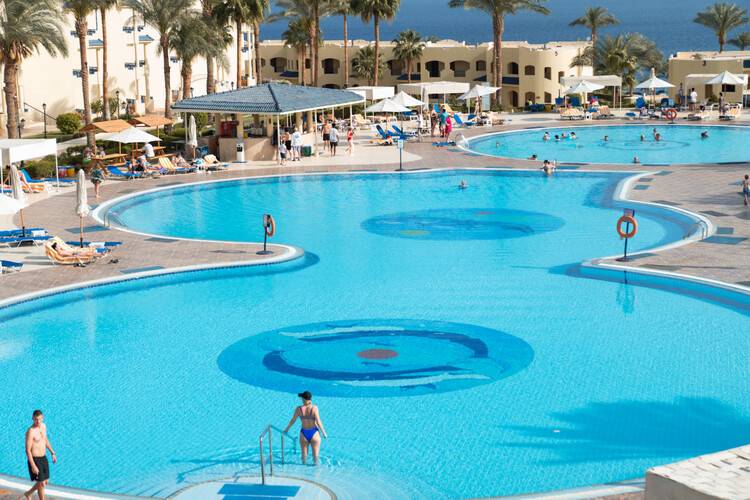 Grand Oasis Resort
