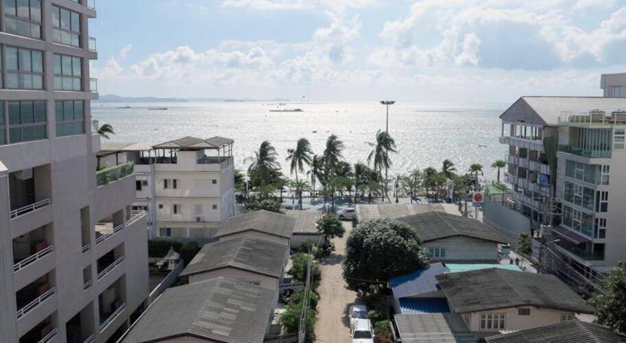 Mike Beach Resort