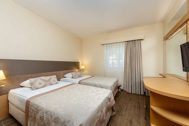 Selectum Family Resort Side (Ex.Silence Beach Resort)