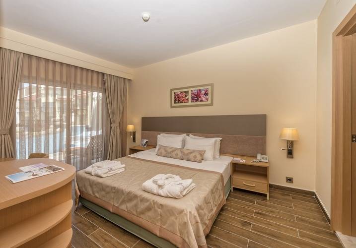 Selectum Family Resort Side (Ex.Silence Beach Resort)