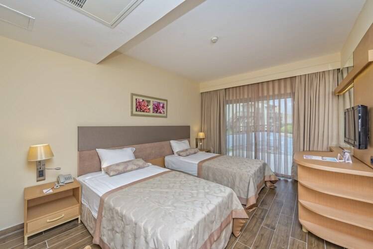 Selectum Family Resort Side (Ex.Silence Beach Resort)