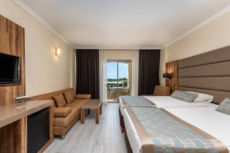 Selectum Family Resort Side (Ex.Silence Beach Resort)
