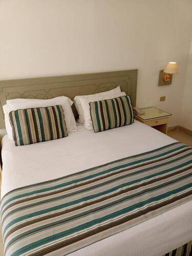 Cairo Pyramids Hotel (Ex. Movenpick Resort Cairo Pyramids)