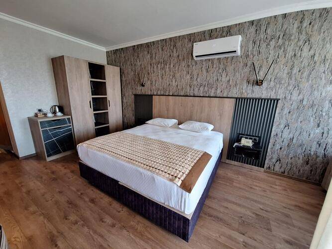 L'Etoile Beach Hotel