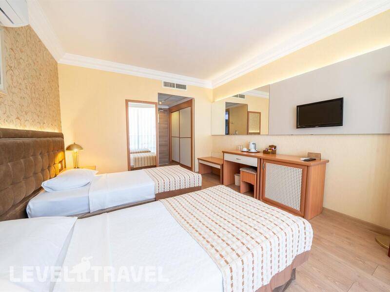 Фотография L'Etoile Beach Hotel