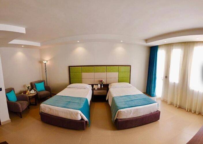 Maritim Jolie Ville Resort & Casino