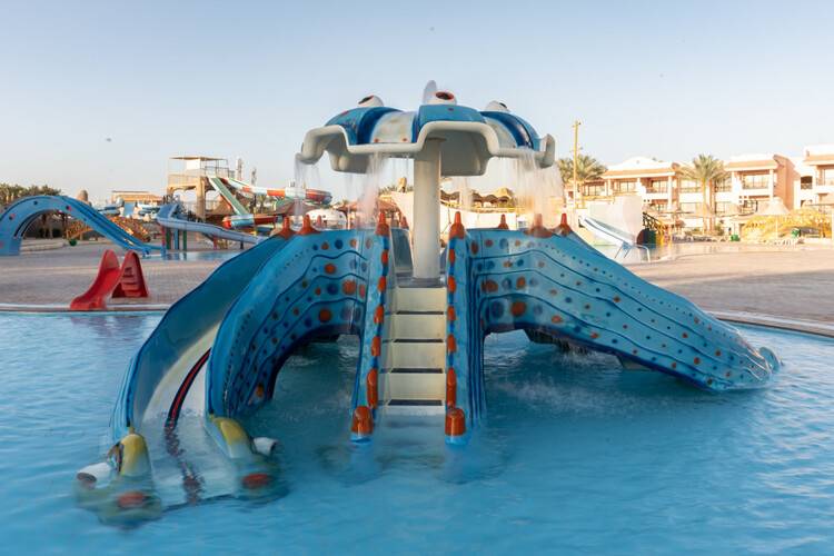 Parrotel Aqua Park Resort (Ex. Park Inn By Radisson Sharm)