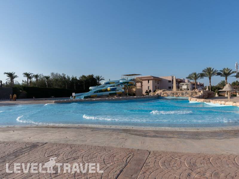 Фотография Parrotel Aqua Park Resort (Ex. Park Inn By Radisson Sharm) Фотография Parrotel Aqua Park Resort (Ex. Park Inn By Radisson Sharm)