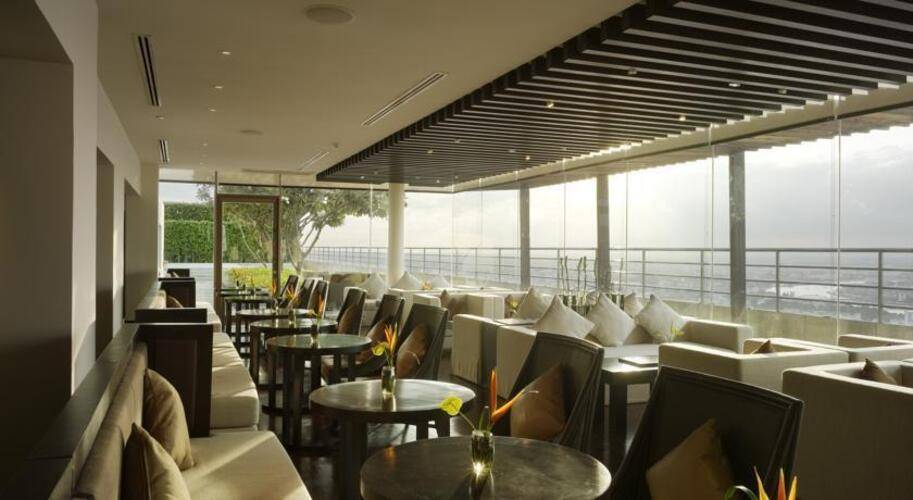 Millennium Hilton Bangkok Hotel