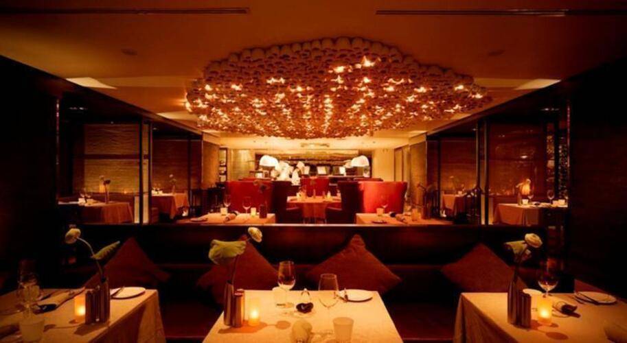 Millennium Hilton Bangkok Hotel