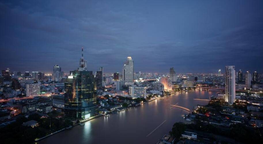 Millennium Hilton Bangkok Hotel