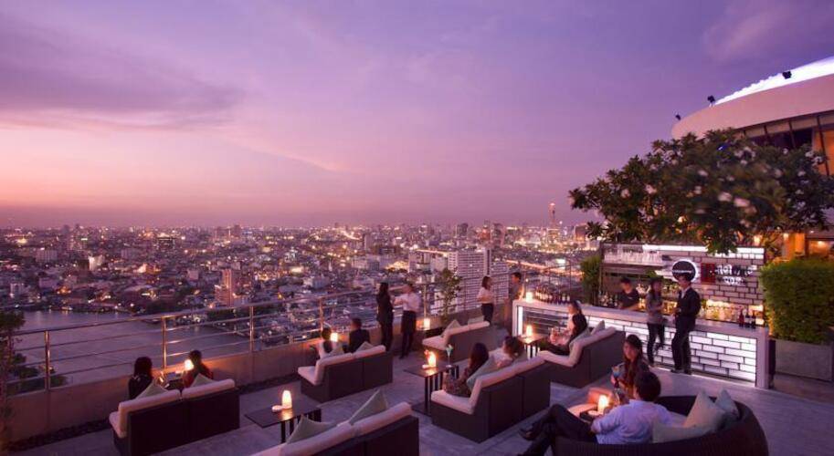 Millennium Hilton Bangkok Hotel