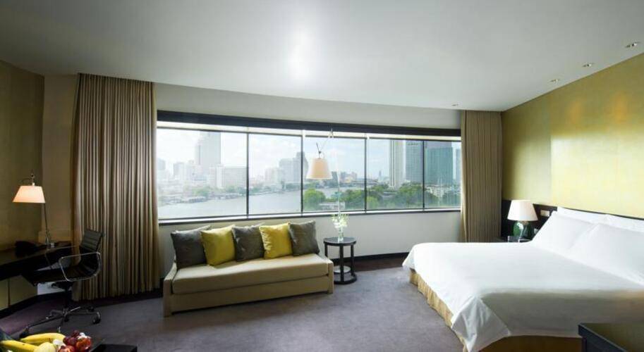 Millennium Hilton Bangkok Hotel