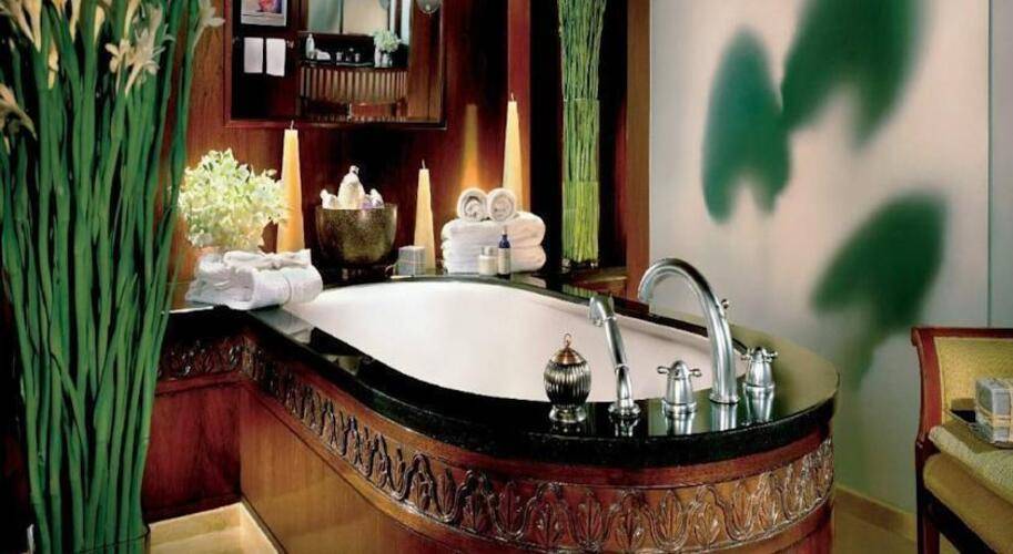 Anantara Siam Bangkok (Ex. Four Seasons Hotel Bangkok)