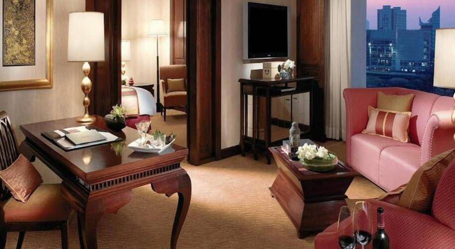 Anantara Siam Bangkok (Ex. Four Seasons Hotel Bangkok)