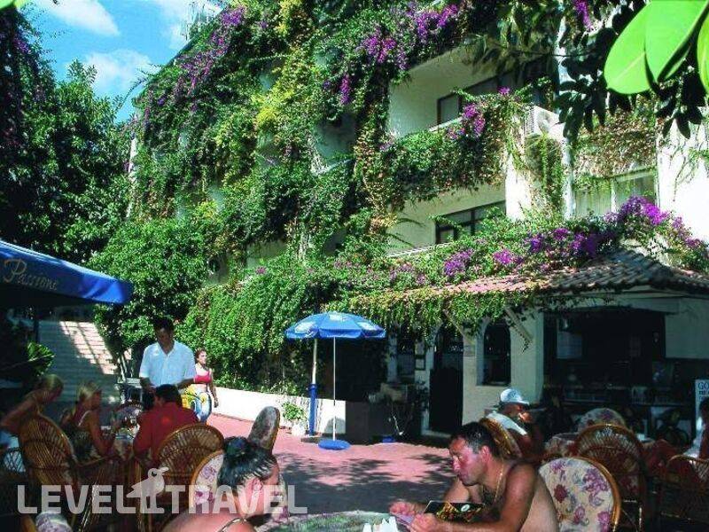 Фотография Floria Beach (Ex. Gorgulu Kleopatra Beach) Фотография Floria Beach (Ex. Gorgulu Kleopatra Beach)