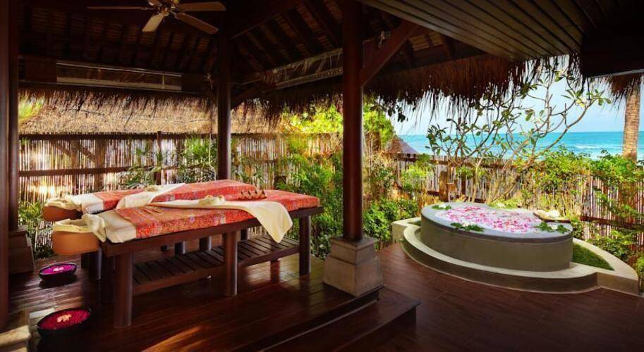 Nora Beach Resort & Spa