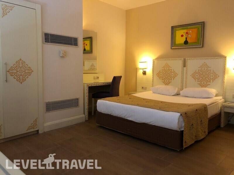 Фотография Crystal Admiral Resort Suites & Spa
