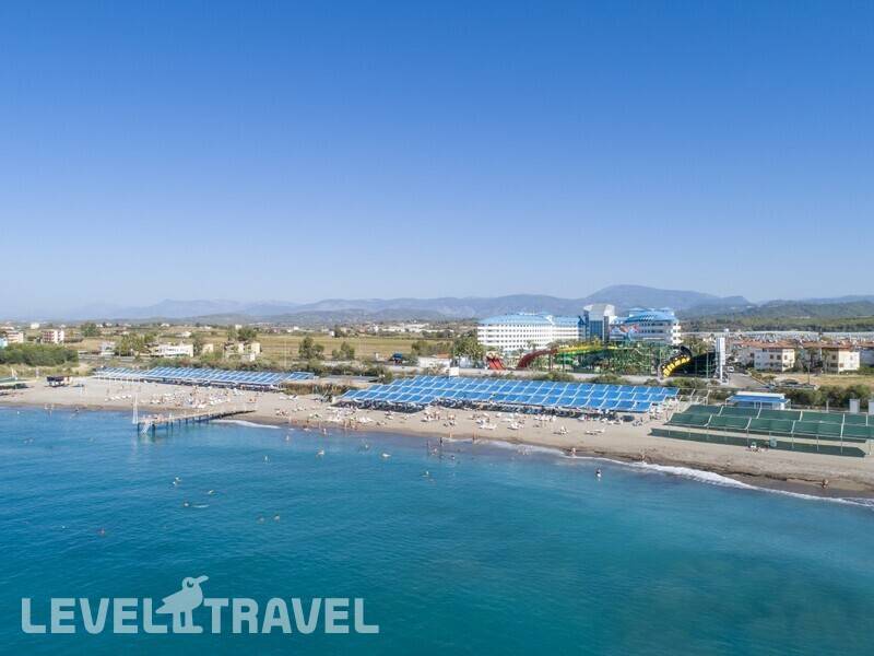 Фотография Crystal Admiral Resort Suites & Spa