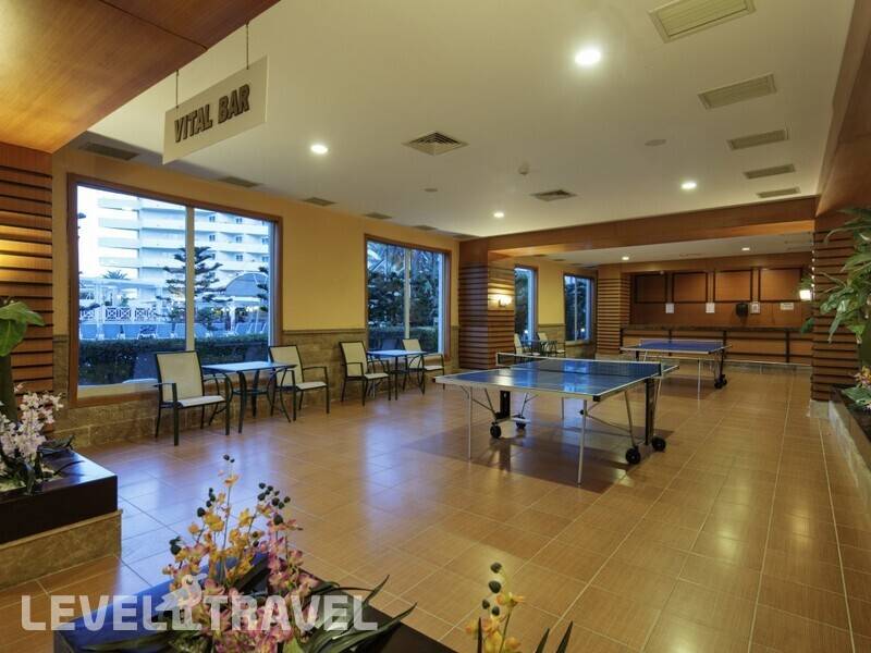 Фотография Crystal Admiral Resort Suites & Spa