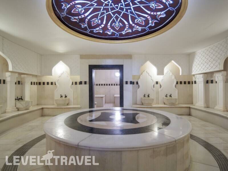 Фотография Crystal Admiral Resort Suites & Spa
