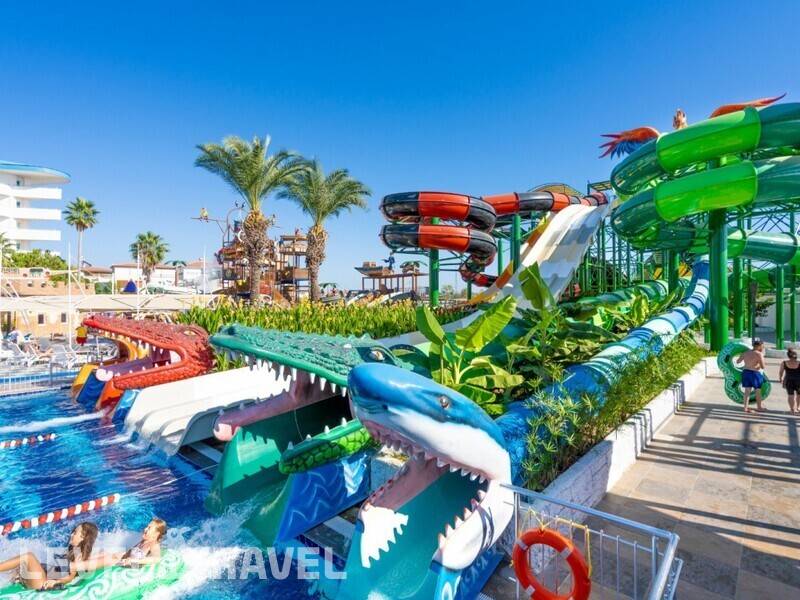 Фотография Crystal Admiral Resort Suites & Spa